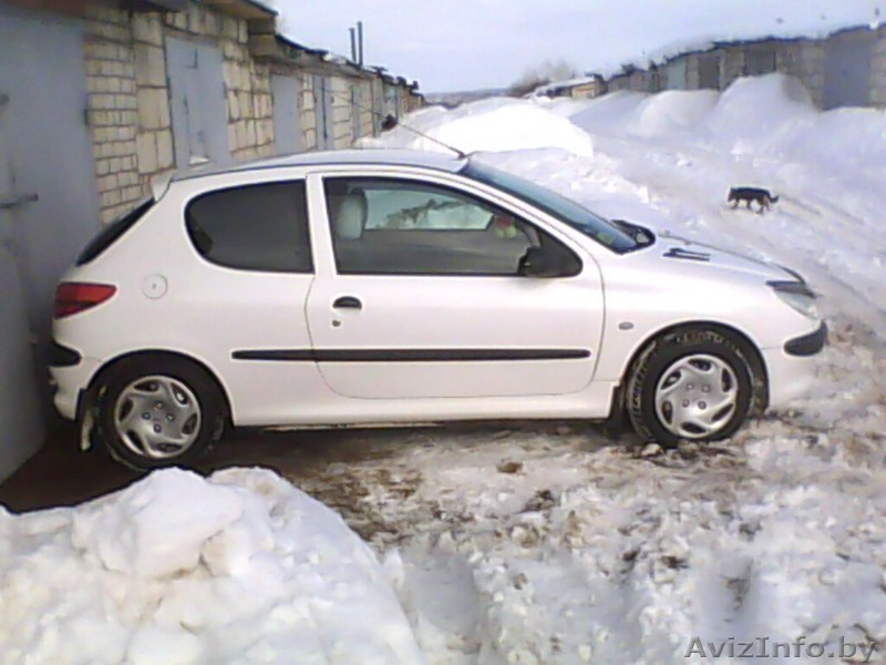 продаю пежо 206 1.9D 2002г в отличном состоянии вложений нетребует  - Изображение #1, Объявление #57811