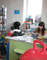 Торговые стеллажи и стол - Изображение #3, Объявление #1402493