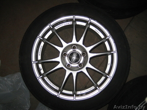 Продам 4 литых диска R17 (Италия) с летней резиной Yokohama