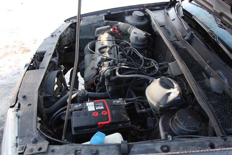 VW Golf 3 1993 г.в., 1.4 бензин, темно-сине-фиолетовый перломутр, 3-дверный - Изображение #9, Объявление #190539